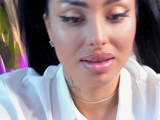 LaylaJade webcam