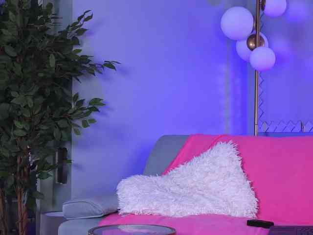 LaylaJade webcam