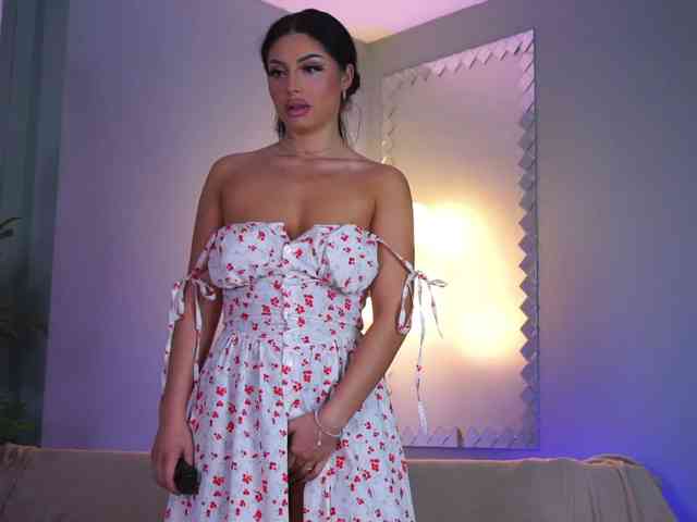 LaylaJade webcam