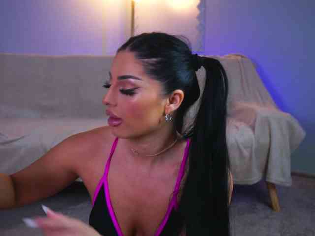 LaylaJade webcam