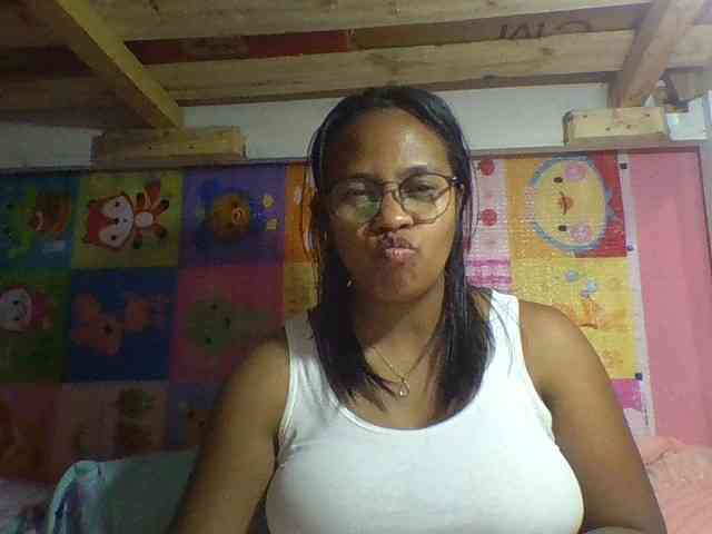 NikiXXScotty webcam