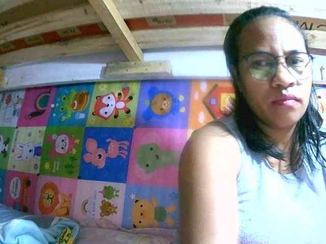 NikiXXScotty webcam