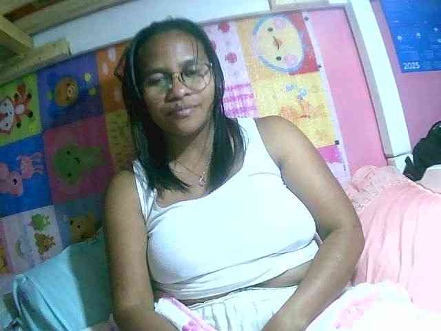 NikiXXScotty webcam
