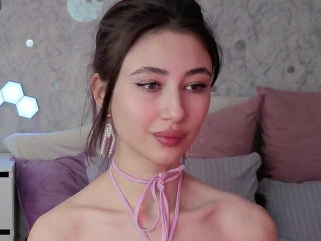 AffiinaLovsx's BongaCams show and profile