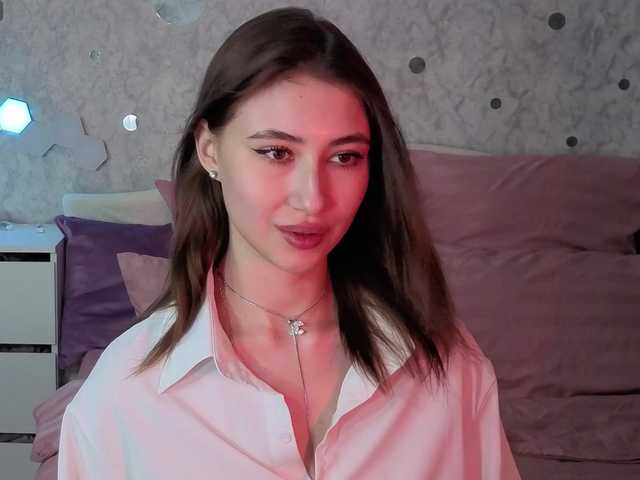 AffiinaLovsx's BongaCams show and profile