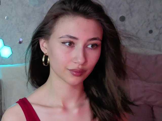 AffiinaLovsx's BongaCams show and profile