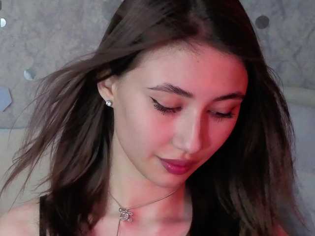 AffiinaLovsx's BongaCams show and profile