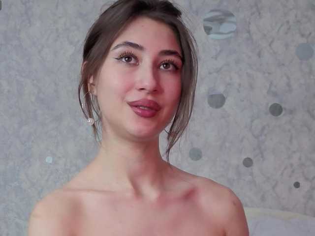 AffiinaLovsx's BongaCams show and profile