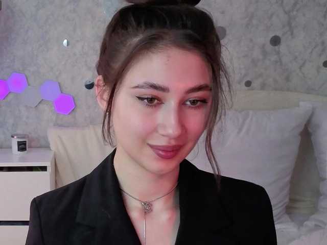 AffiinaLovsx's BongaCams show and profile