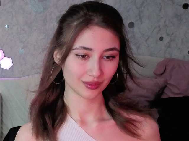 AffiinaLovsx's BongaCams show and profile