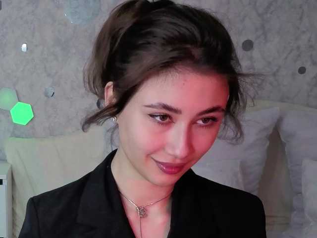 AffiinaLovsx's BongaCams show and profile