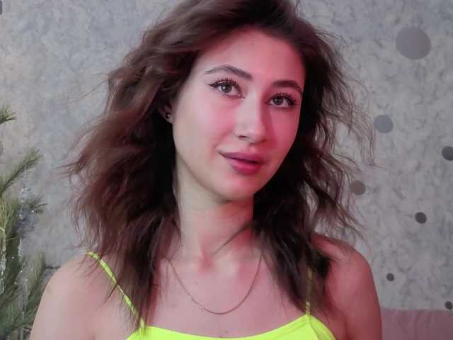 AffiinaLovsx's BongaCams show and profile