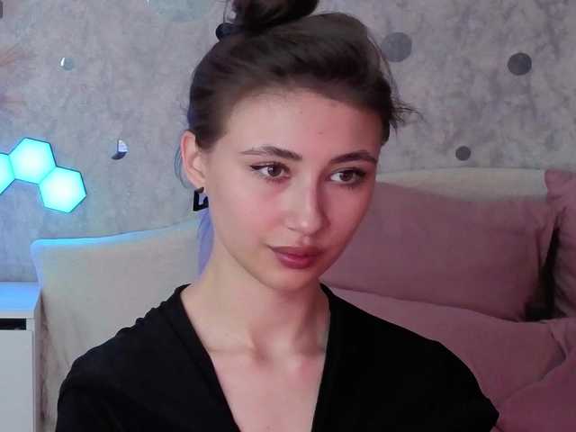 AffiinaLovsx's BongaCams show and profile