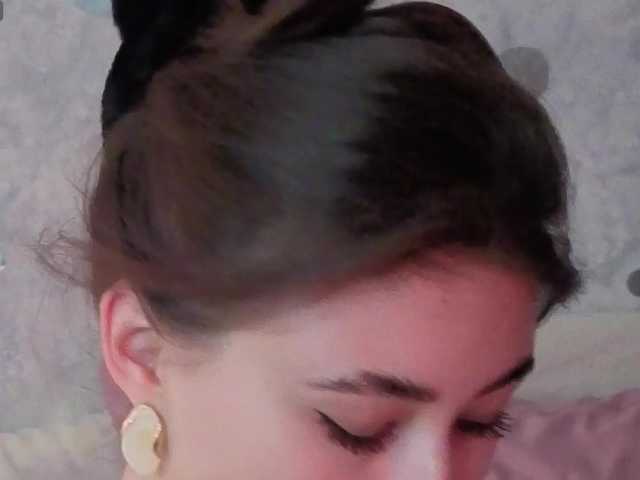 AffiinaLovsx live cam profile