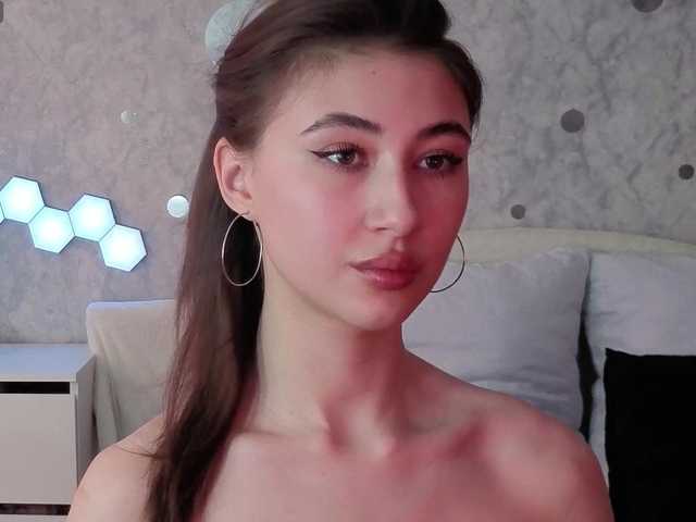 AffiinaLovsx — Hey guys!:) Goal- #Dance #hot #pvt #c2c #fetish #feet #roleplay Tip to add at friendlist and for requests!