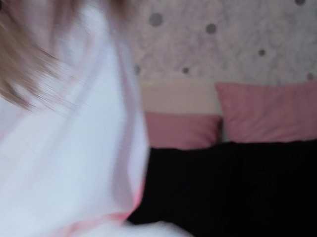 AffiinaLovsx's BongaCams show and profile