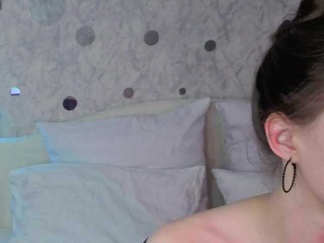 AffiinaLovsx's BongaCams show and profile