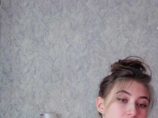 AffiinaLovsx's BongaCams show and profile