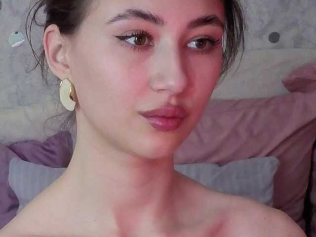 AffiinaLovsx live cam profile