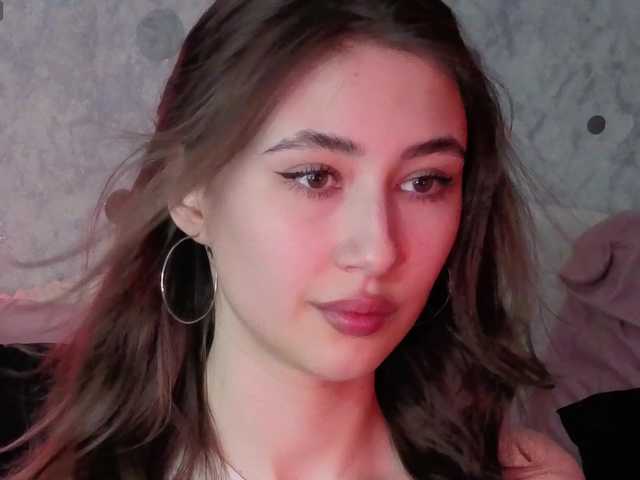 AffiinaLovsx's BongaCams show and profile