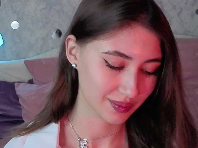 AffiinaLovsx's BongaCams show and profile