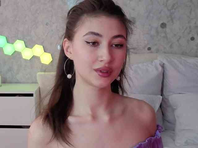 AffiinaLovsx Live Webcam on BongaCams