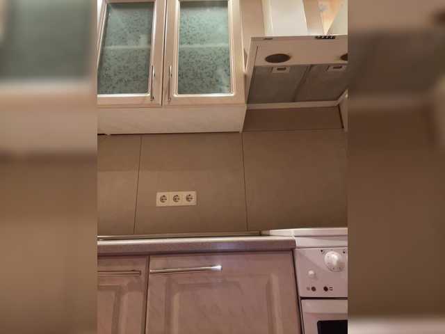 MILKIWAYSEX23's BongaCams show and profile