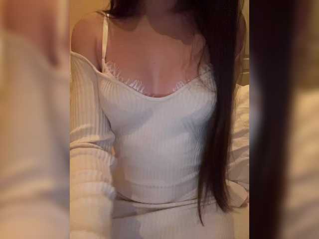 MILKIWAYSEX23's BongaCams show and profile