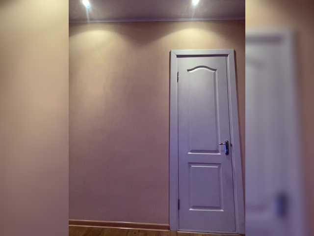 MILKIWAYSEX23's BongaCams show and profile