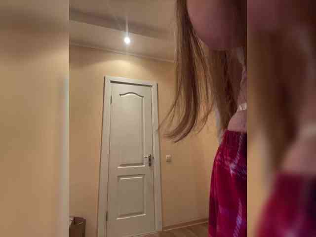 MILKIWAYSEX23 webcam