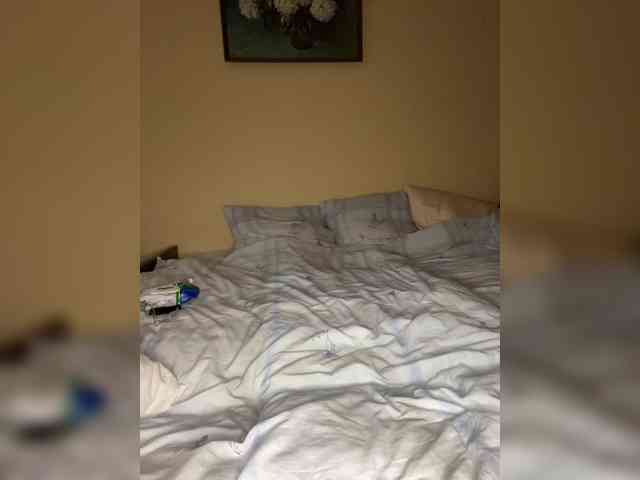 MILKIWAYSEX23 webcam