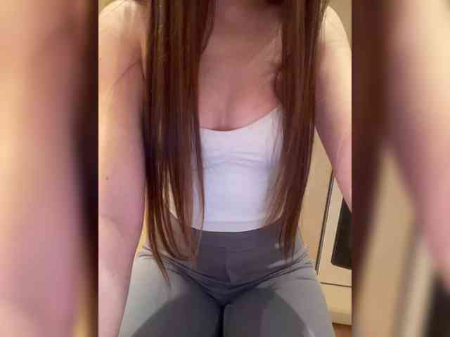 MILKIWAYSEX23 webcam