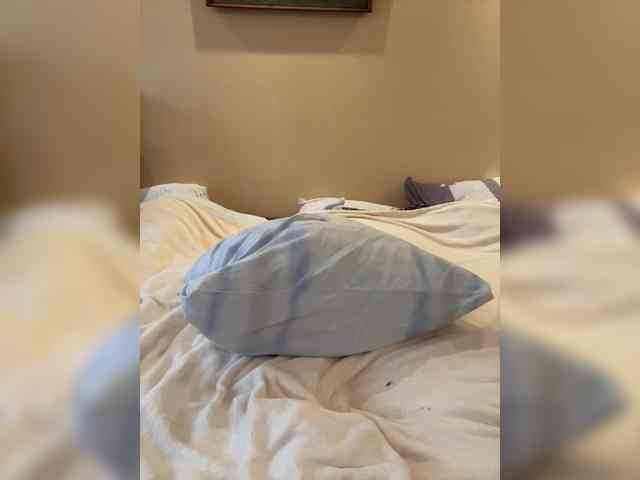 MILKIWAYSEX23 webcam