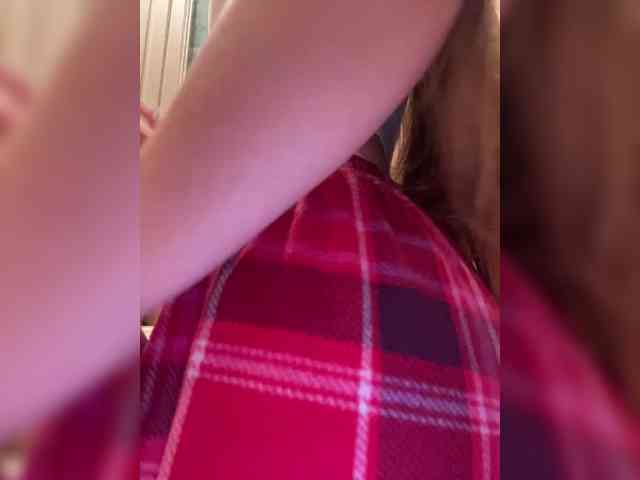 MILKIWAYSEX23 webcam