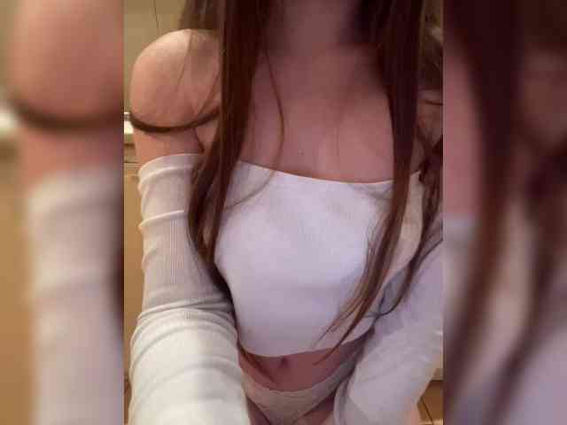 MILKIWAYSEX23 Live Webcam on BongaCams