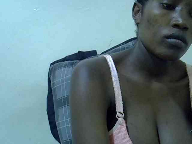 cute-kendra webcam