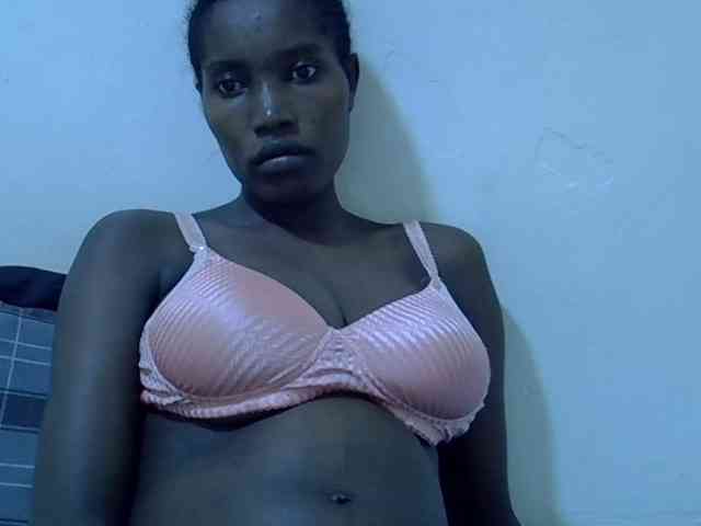 cute-kendra webcam