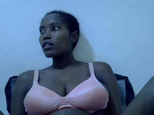 cute-kendra webcam