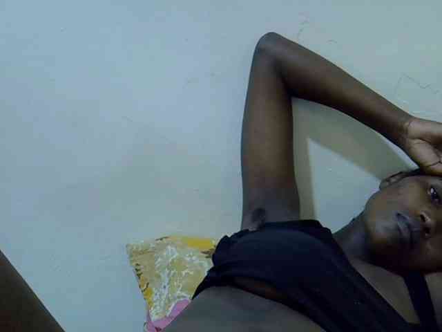 cute-kendra webcam