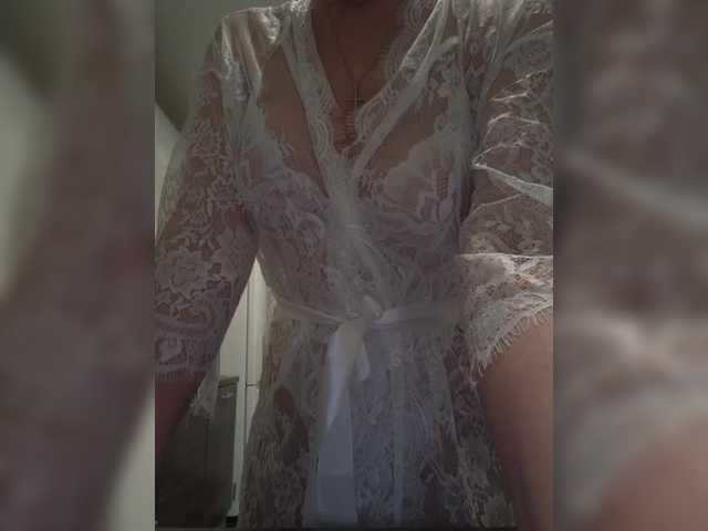 Biggirl777's BongaCams show and profile