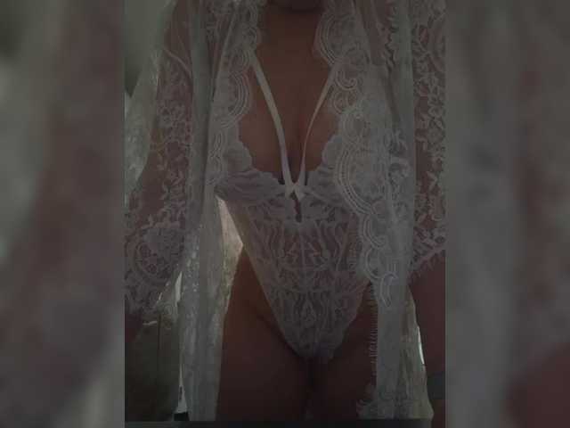 Biggirl777's BongaCams show and profile