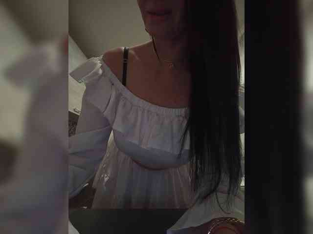 Biggirl777 bongacams