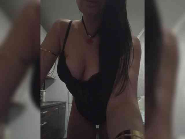 Biggirl777 Live Webcam on BongaCams