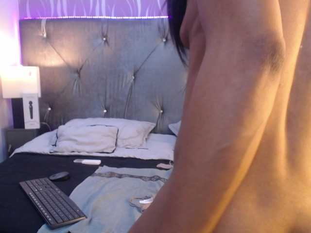 AlikaAdul's BongaCams show and profile