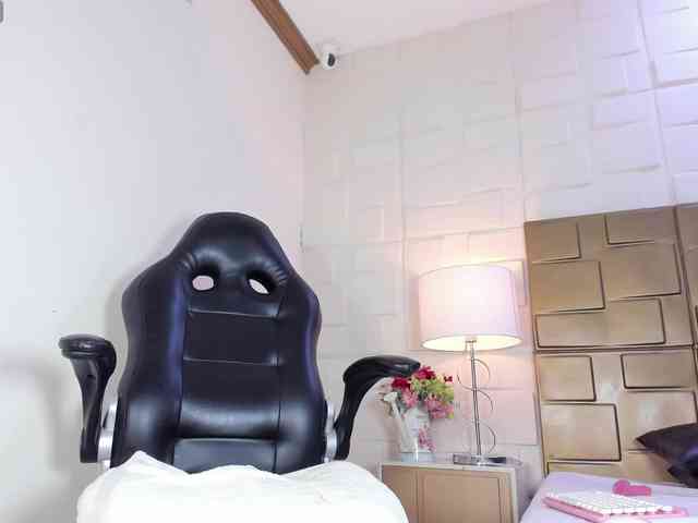 AlexaDonovan webcam