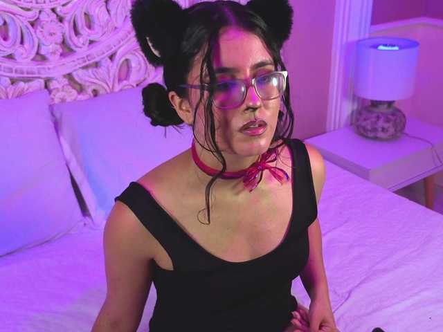 LiLLiAnderson Live Cam on BongaCams