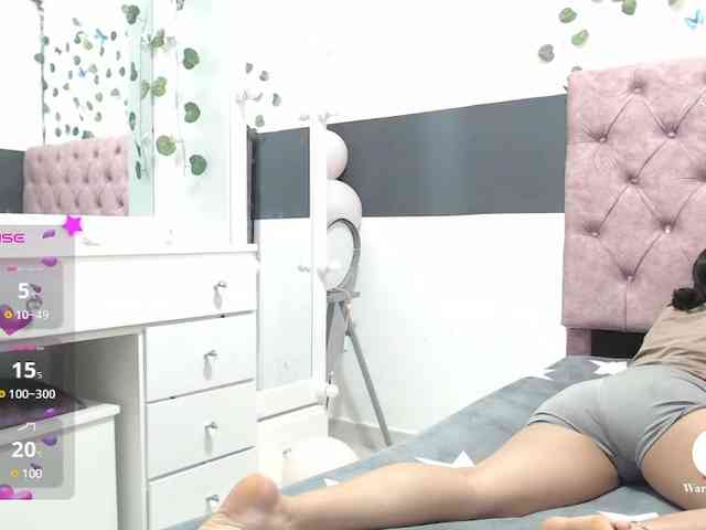 Evelyn-blak webcam