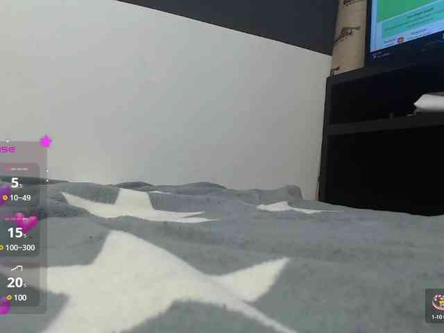 Evelyn-blak webcam