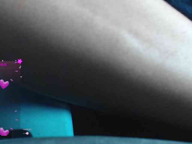 Evelyn-blak webcam