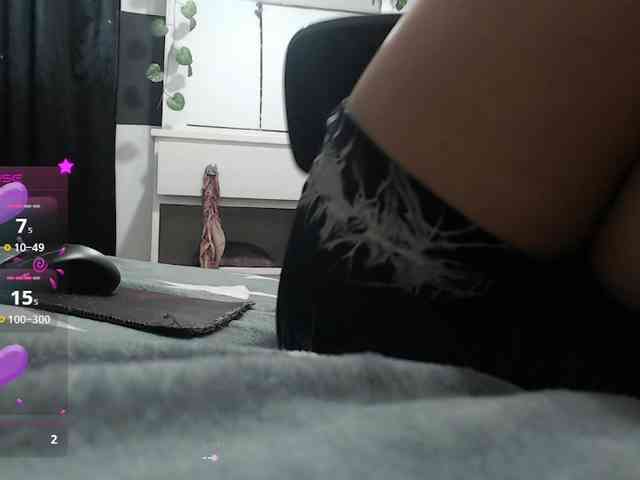 Evelyn-blak webcam
